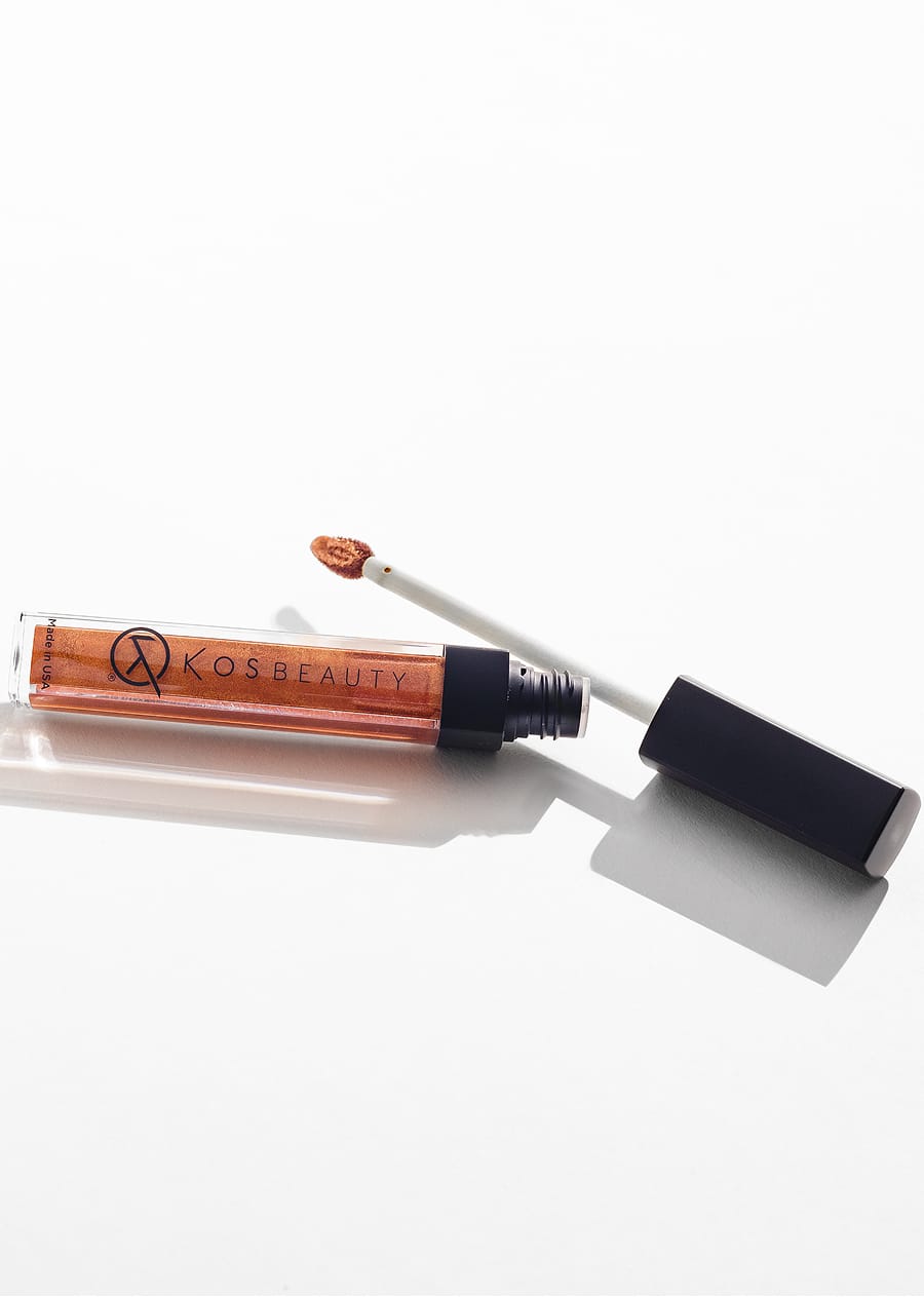 Matte Lipstick & Liquid Eyeshadow